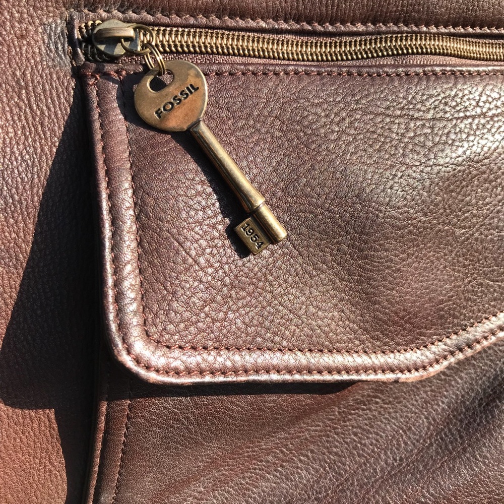 Fossil Brown leather shoulder bag-Great condition!